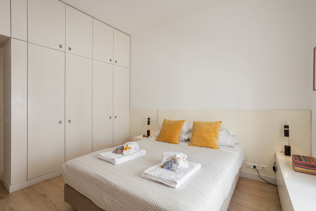 Chiado Comfy & Prime Location with Parking Space