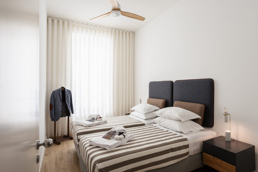 Chiado Comfy & Prime Location with Parking Space
