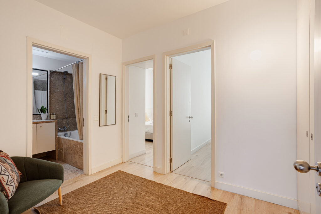 Chiado Comfy & Prime Location with Parking Space